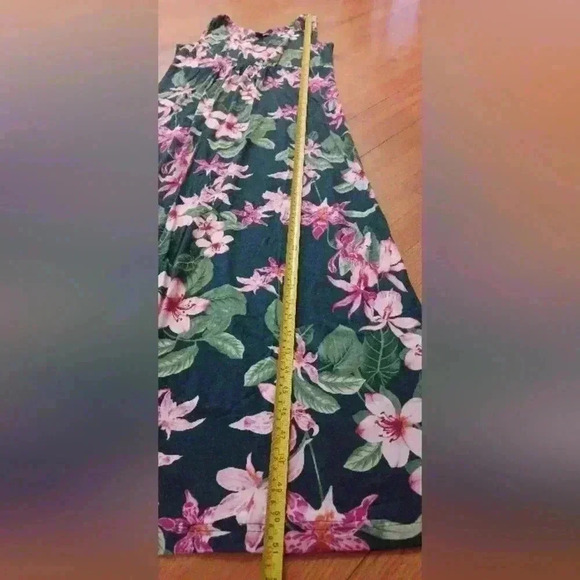 Tommy Bahama Women's Medium  Tropical Flowered Print Maxi Dress - Picture 7 of 7